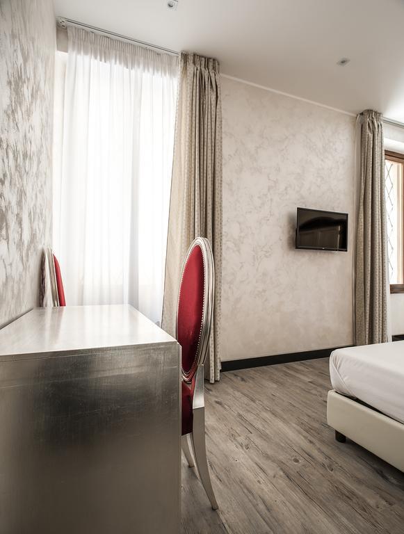 Arena Easy Suites Guesthouse Verona Kültér fotó